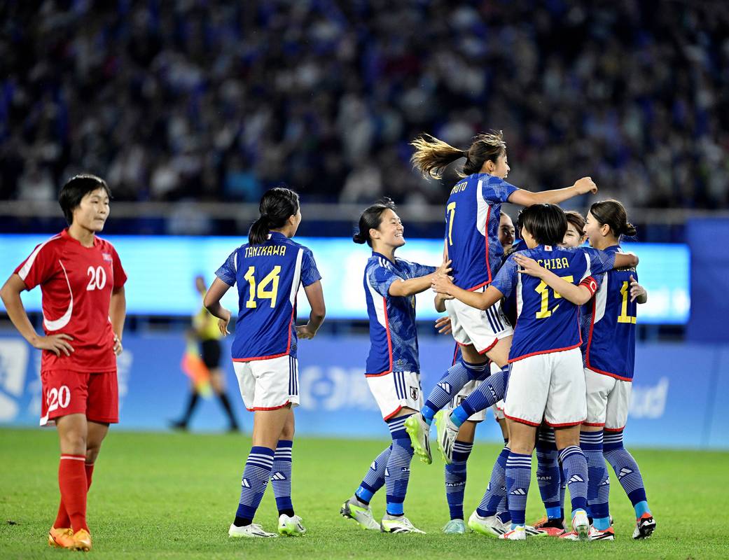 亚运女足朝鲜队vs日本